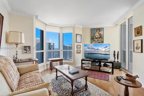 21205 Yacht Club Drive Aventura FL 33180
