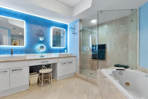 21205 Yacht Club Drive Aventura FL 33180