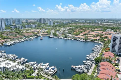 21205 Yacht Club Drive Aventura FL 33180