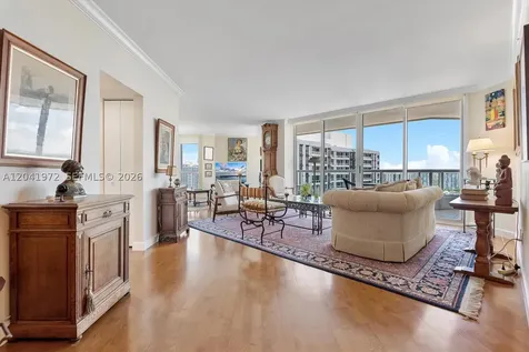 21205 Yacht Club Drive Aventura FL 33180