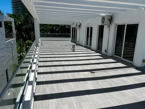 18975 Atlantic Boulevard Sunny Isles Beach FL 33160