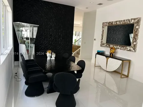 18975 Atlantic Boulevard Sunny Isles Beach FL 33160