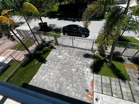 18975 Atlantic Boulevard Sunny Isles Beach FL 33160