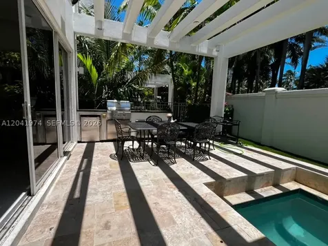 18975 Atlantic Boulevard Sunny Isles Beach FL 33160