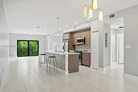 7809 NW 104th Avenue Doral FL 33178