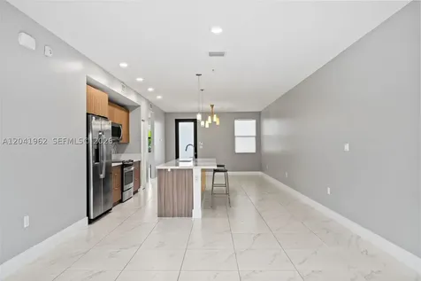7809 NW 104th Avenue Doral FL 33178