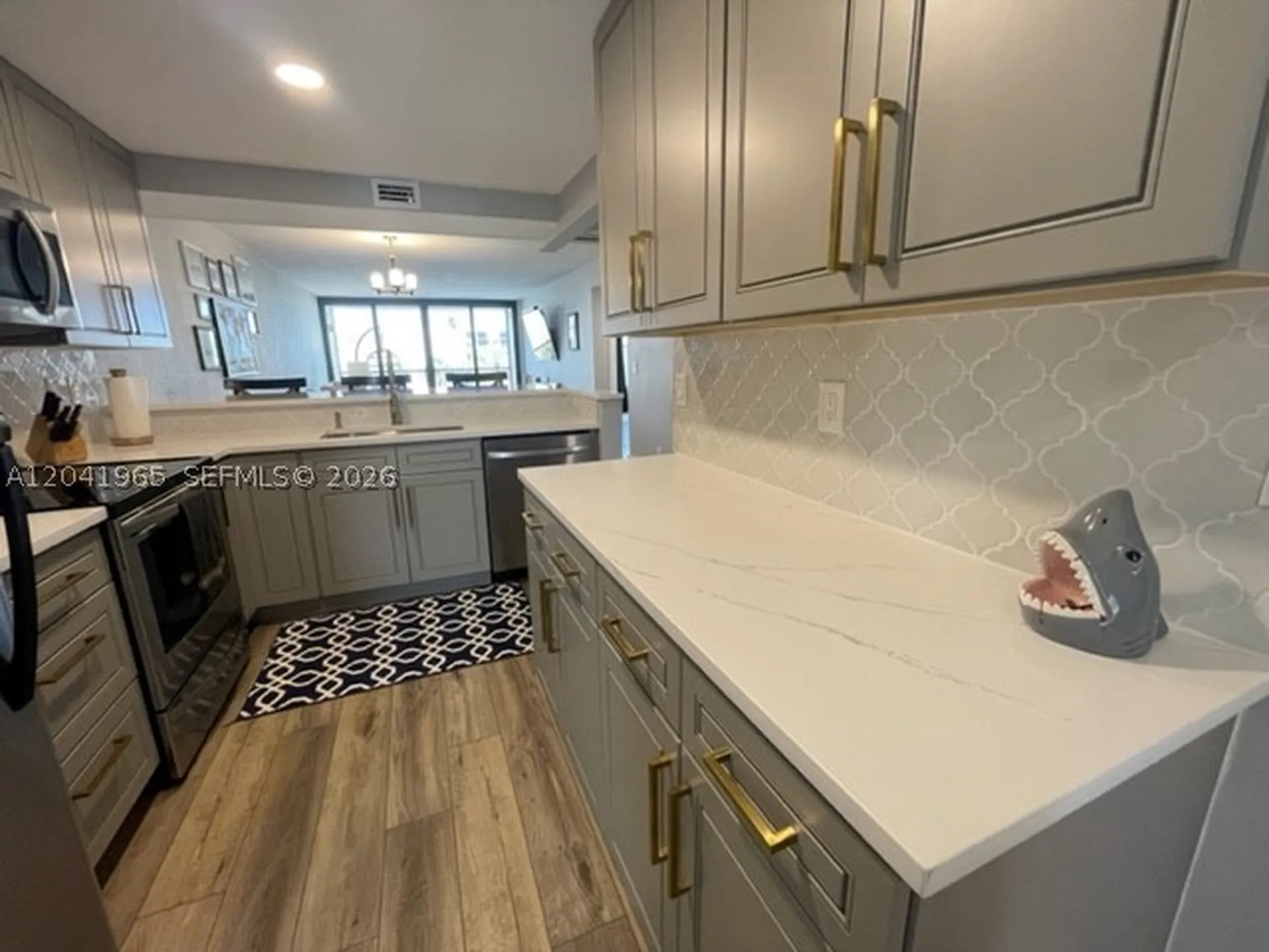 17 Royal Palm Way Boca Raton FL 33432