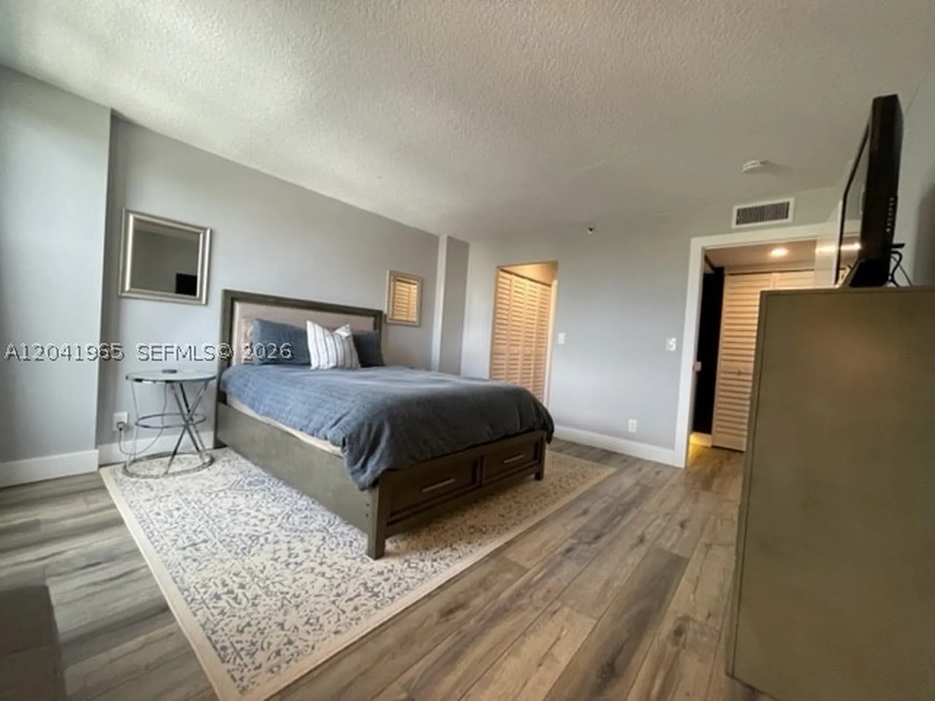 17 Royal Palm Way Boca Raton FL 33432