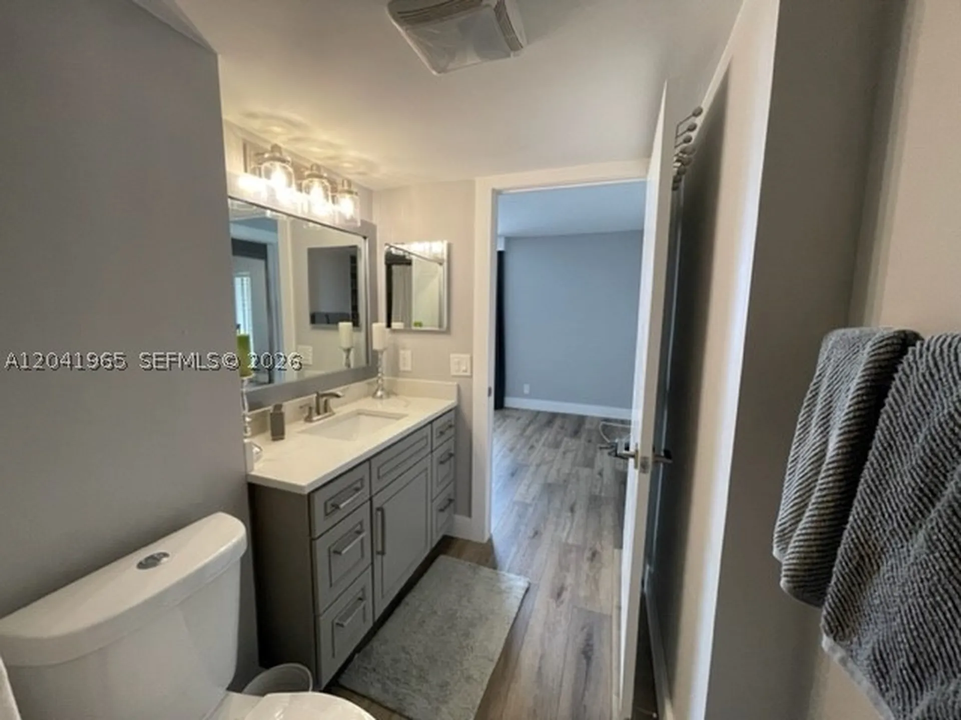 17 Royal Palm Way Boca Raton FL 33432