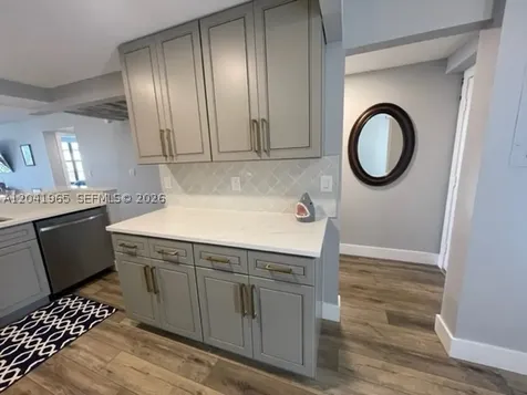 17 Royal Palm Way Boca Raton FL 33432