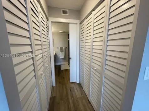 17 Royal Palm Way Boca Raton FL 33432