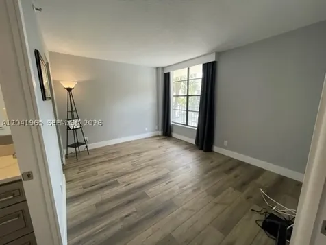 17 Royal Palm Way Boca Raton FL 33432