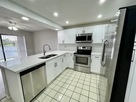 11894 SW 12th Place Davie FL 33325