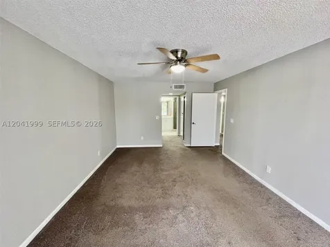 11894 SW 12th Place Davie FL 33325