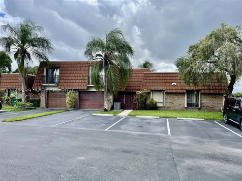 11894 SW 12th Place Davie FL 33325