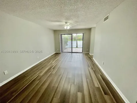11894 SW 12th Place Davie FL 33325
