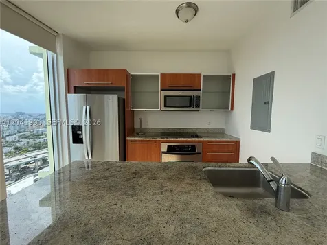 185 SW 7th Street Miami FL 33130