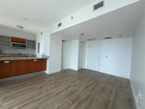 185 SW 7th Street Miami FL 33130