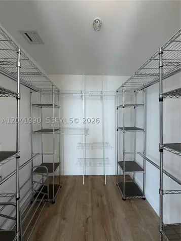 185 SW 7th Street Miami FL 33130