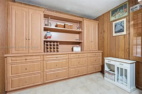 443 SW 4th Avenue Miami FL 33130