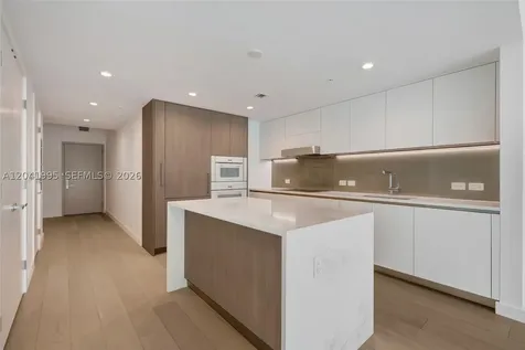 9221 E Bay Harbor Drive Bay Harbor Islands FL 33154