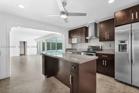 7700 SW 139th Terrace Palmetto Bay FL 33158
