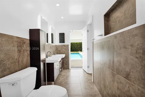 7700 SW 139th Terrace Palmetto Bay FL 33158