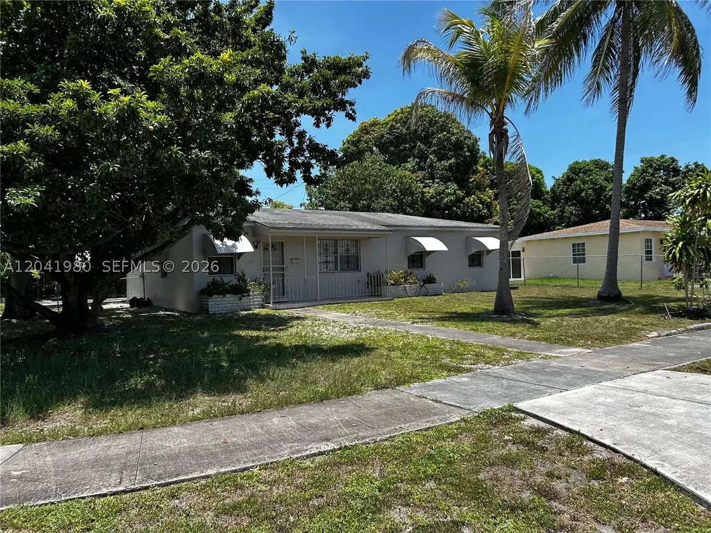 295 NW 189th Terrace Miami Gardens FL 33169