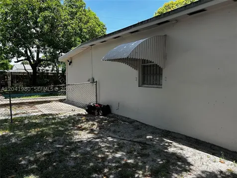 295 NW 189th Terrace Miami Gardens FL 33169