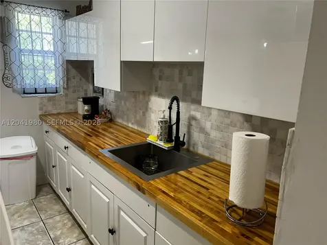 295 NW 189th Terrace Miami Gardens FL 33169