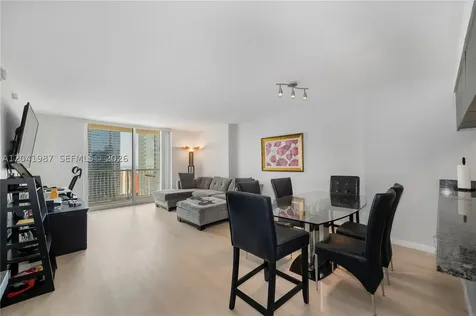 1200 Brickell Bay Drive Miami FL 33131