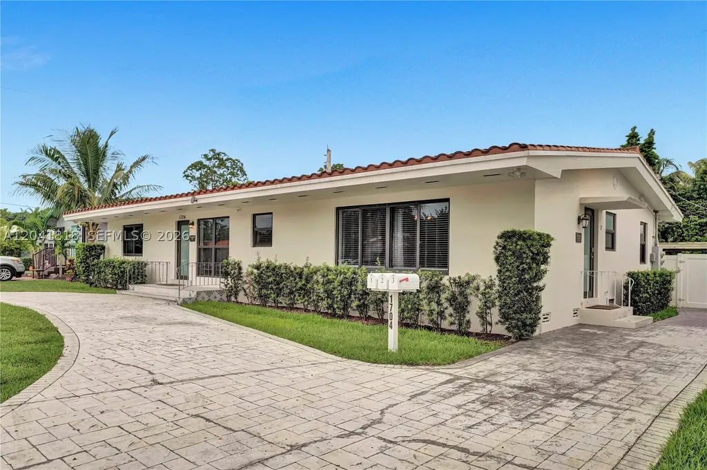 1704 Rodman Street Hollywood FL 33020