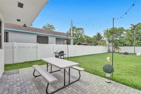1704 Rodman Street Hollywood FL 33020