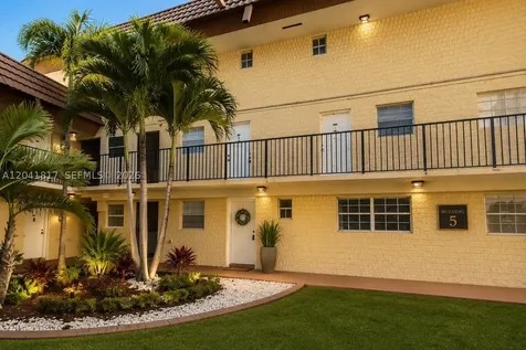 8600 SW 109th Avenue Miami FL 33173