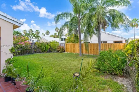 4766 SW 154th Avenue Miami FL 33185