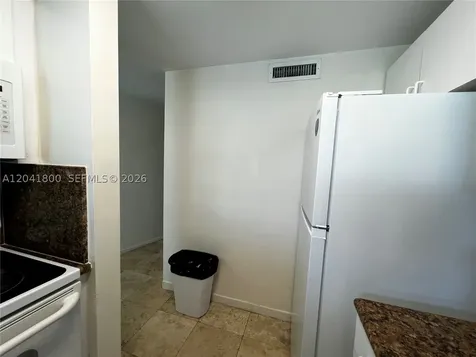 5445 Collins Avenue Miami Beach FL 33140
