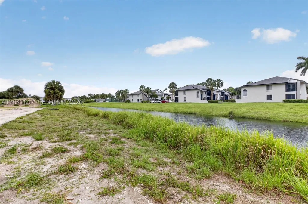 22962 Camino Del Mar Boca Raton FL 33433