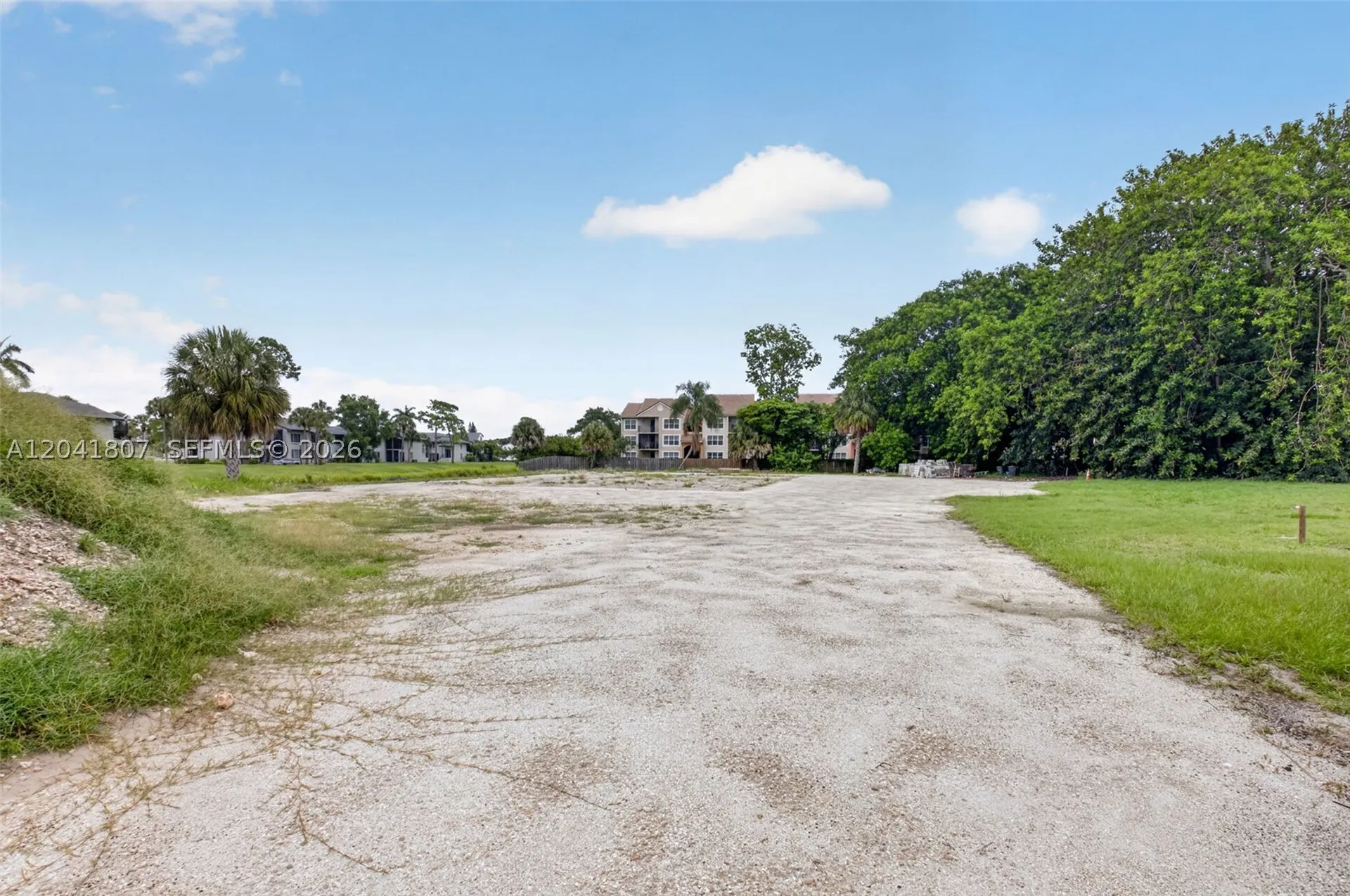 22962 Camino Del Mar Boca Raton FL 33433