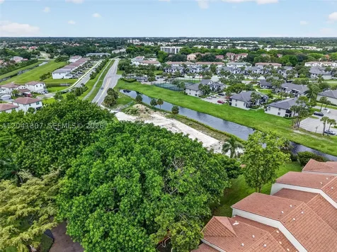 22962 Camino Del Mar Boca Raton FL 33433