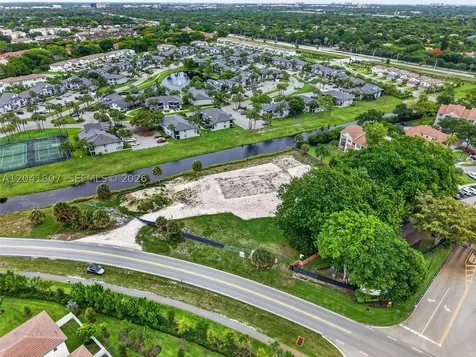 22962 Camino Del Mar Boca Raton FL 33433
