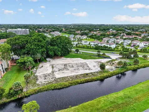 22962 Camino Del Mar Boca Raton FL 33433