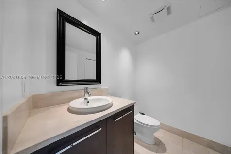 17121 Collins Avenue Sunny Isles Beach FL 33160