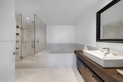 17121 Collins Avenue Sunny Isles Beach FL 33160