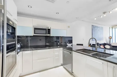 17121 Collins Avenue Sunny Isles Beach FL 33160