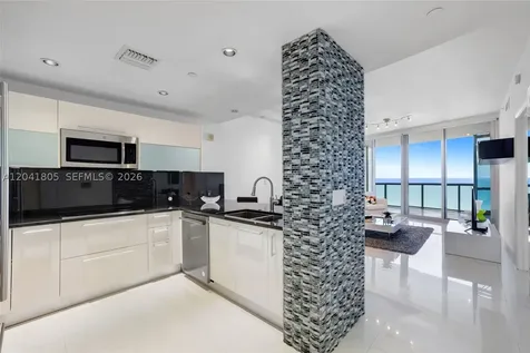 17121 Collins Avenue Sunny Isles Beach FL 33160