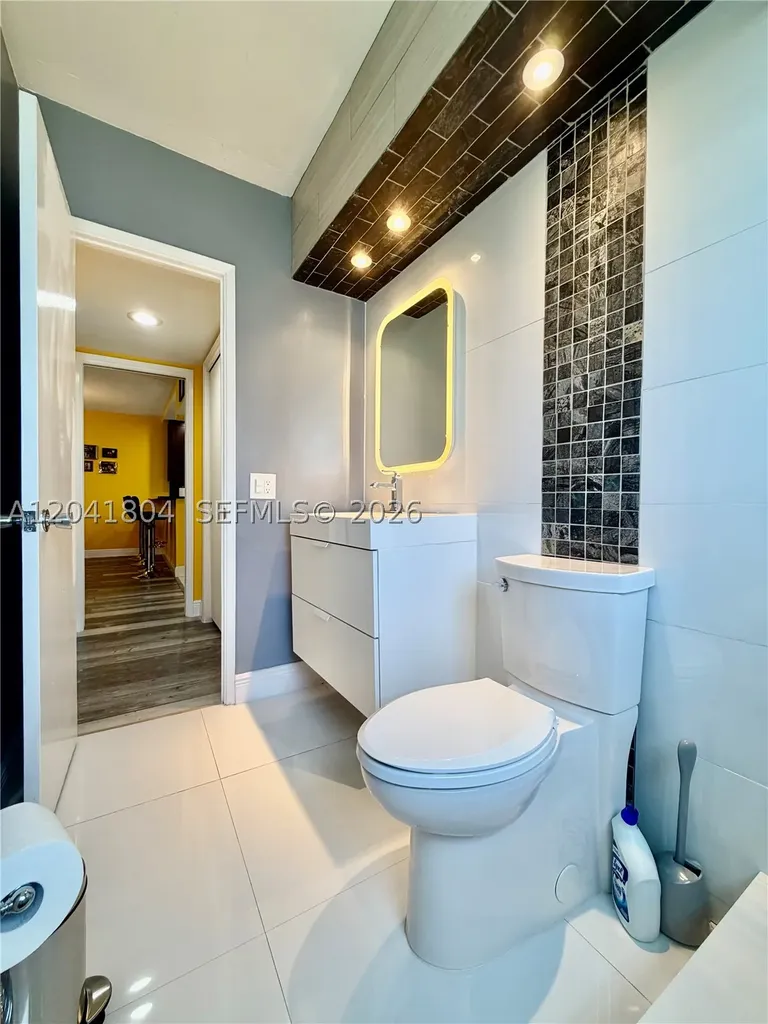 3200 N Palm Aire Drive Pompano Beach FL 33069