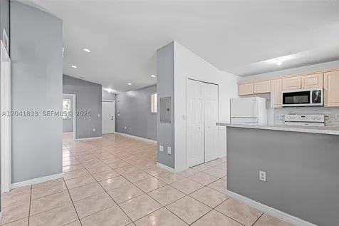 1261 SE 27th Street Homestead FL 33035