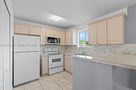 1261 SE 27th Street Homestead FL 33035