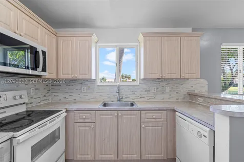 1261 SE 27th Street Homestead FL 33035