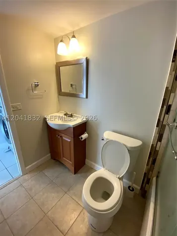 9280 Fontainebleau Bl Miami FL 33172